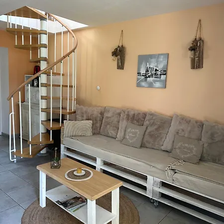 بيت للعطل La Grande Racinaie Cre-sur-Loir